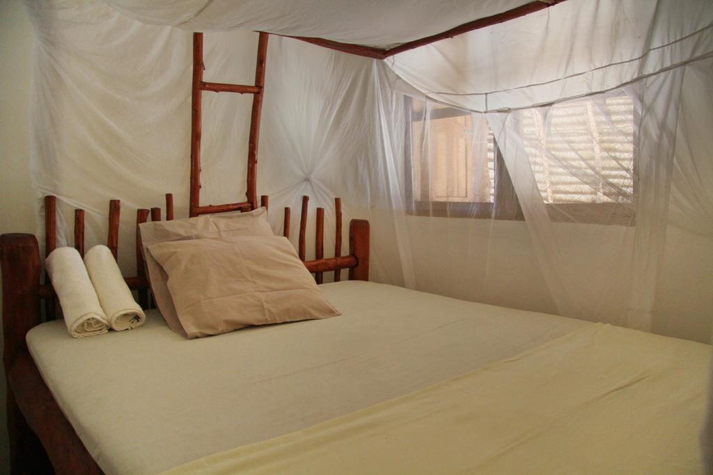 Pensionat Kajibange Bar And 3*